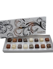 Cocoture gave�ske med h�ndlavede marcipanstykker