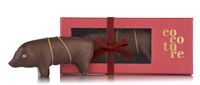 Cocoture Marcipangris mørk chokolade i rød æske 80 g - FORUDBESTIL NU