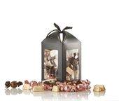 Cocoture Lanterne æske mix af fyldte chokoladekugler, fransk nougat og guldbarre 1 kg 