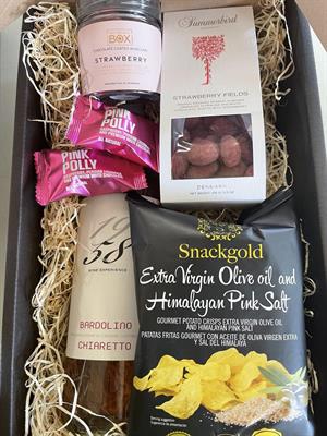 Skøn æske med Rosé, Søde Sager & Chips